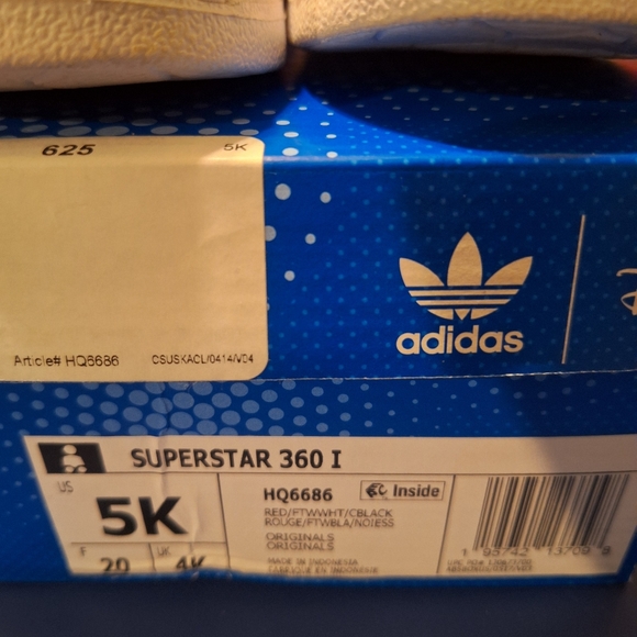 Toddler Girl's Original Minnie Mouse Superstar 360 Casual Sneaker. Size 5 - Picture 2 of 2